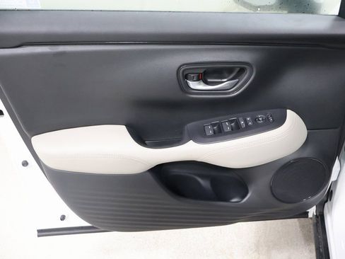 New 2026 Honda HR-V LX image 13