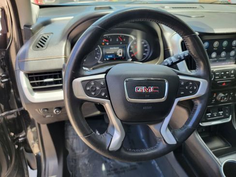 Used 2018 GMC Terrain SLT w/ Preferred Package FWD image 18