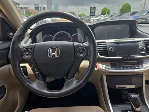 Used 2015 Honda Accord EX-L image 17