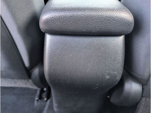 Used 2024 Kia Forte LXS w/ LXS Technology Package image 32