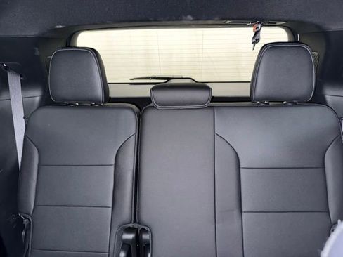 Used 2025 Chevrolet Traverse LT w/ Midnight/Sport Edition FWD image 20