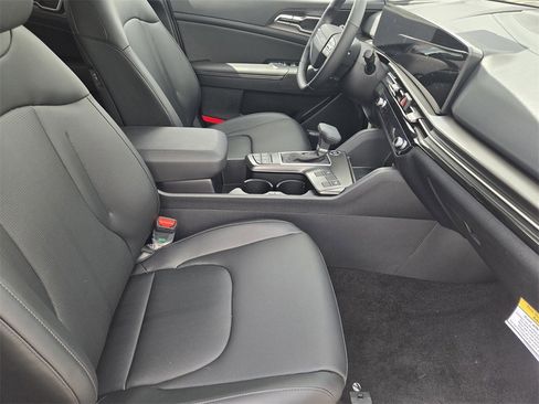 New 2026 Kia Sportage SX image 10