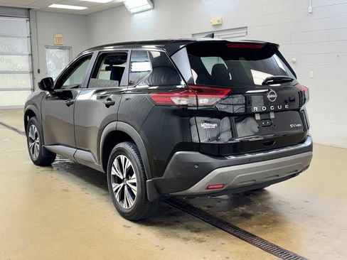 Used 2023 Nissan Rogue SV AWD/4WD image 7