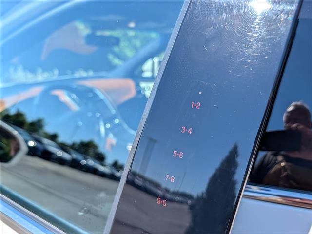 Used 2019 Lincoln Nautilus Black Label AWD/4WD image 11