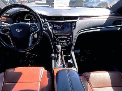 Used 2019 Cadillac XTS Luxury image 15