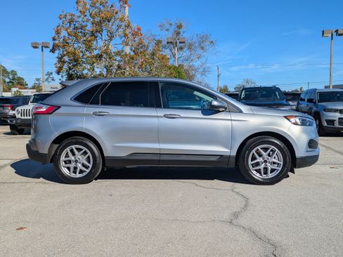 Used 2023 Ford Edge SEL image 3