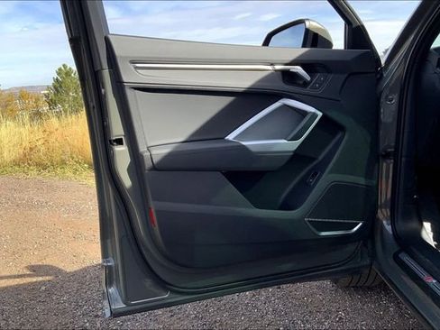 Certified 2021 Audi Q3 2.0T Premium Plus w/ Premium Plus Package image 26