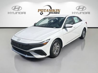 New 2026 Hyundai Elantra SE w/ Cargo Package