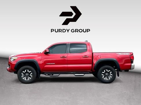 Used 2019 Toyota Tacoma TRD Off-Road AWD/4WD image 5