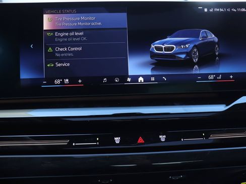 New 2026 BMW 530i w/ Premium Package RWD image 33