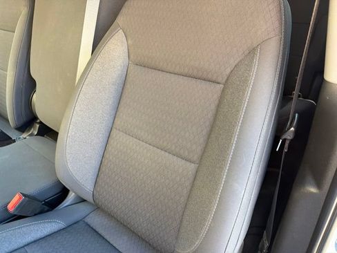 Used 2022 Chevrolet Silverado 1500 LT w/ Safety Package RWD image 12
