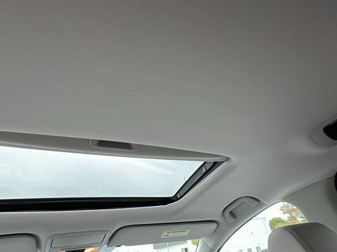 New 2026 Honda Odyssey EX-L image 18