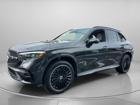 New 2026 Mercedes-Benz GLC 300 GLC 300 image 3