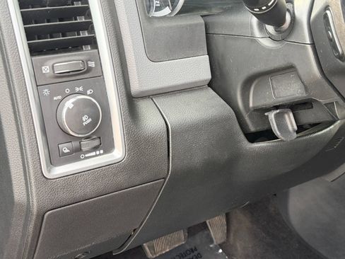 Used 2017 RAM 1500 Big Horn AWD/4WD image 23