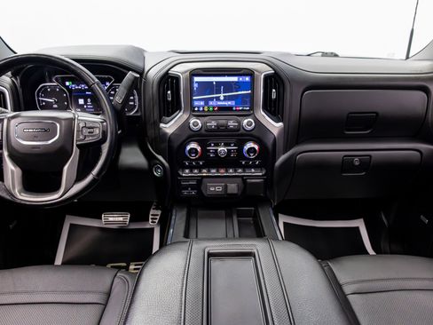 Used 2020 GMC Sierra 2500 Denali w/ Denali Ultimate Package AWD/4WD image 45