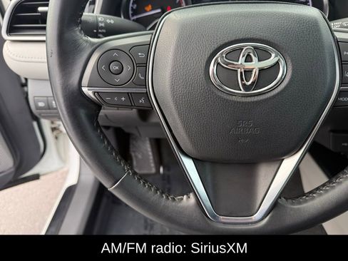 Used 2020 Toyota Camry XLE image 10