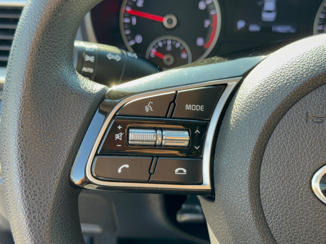 Used 2019 Kia Optima LX FWD image 18