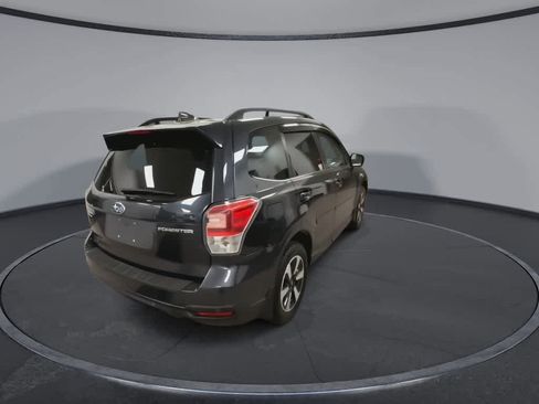 Used 2018 Subaru Forester 2.5i Limited AWD/4WD image 8