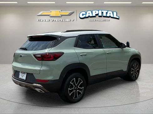 Used 2025 Chevrolet TrailBlazer ACTIV w/ Convenience Package AWD/4WD image 5