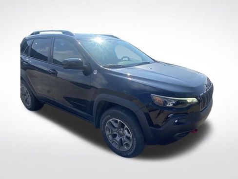 Used 2022 Jeep Cherokee Trailhawk w/ Comfort/Convenience Group AWD/4WD image 9
