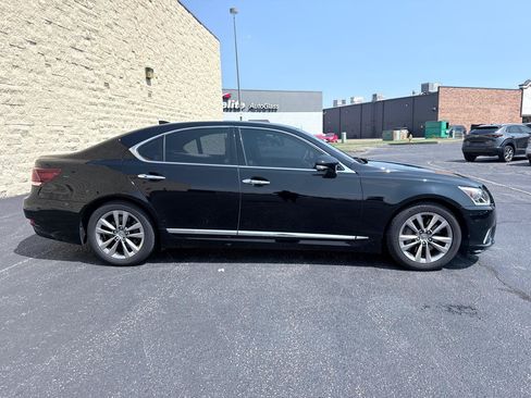 Used 2014 Lexus LS 460 AWD w/ Comfort Package image 6
