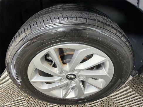 Used 2017 Hyundai Tucson SE image 17