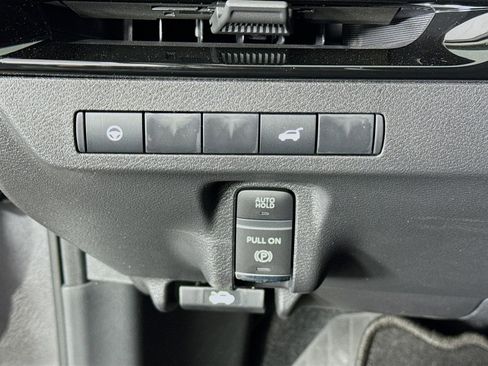 New 2026 Nissan Murano SL image 10