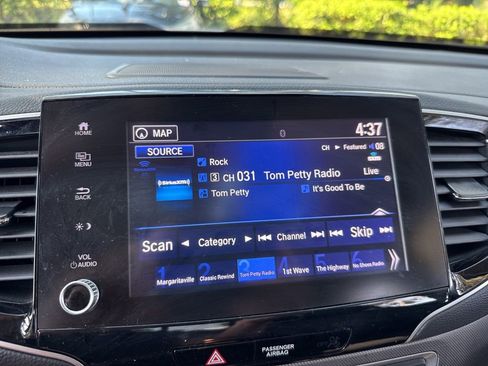 Used 2023 Honda Ridgeline RTL-E image 38