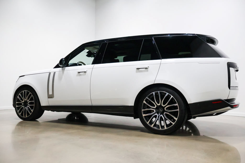 Used 2023 Land Rover Range Rover Long Wheelbase Autobiography AWD/4WD image 6
