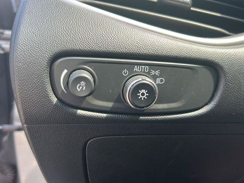 Used 2024 Chevrolet Malibu LT FWD image 13