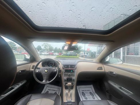 Used 2010 Chevrolet Malibu LTZ FWD image 10