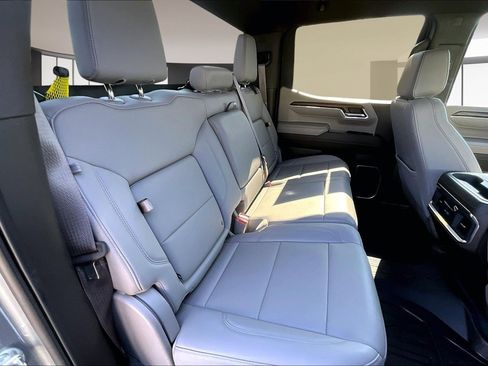 Used 2023 GMC Sierra 1500 SLT image 26