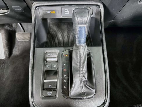 Used 2025 Honda CR-V EX image 18