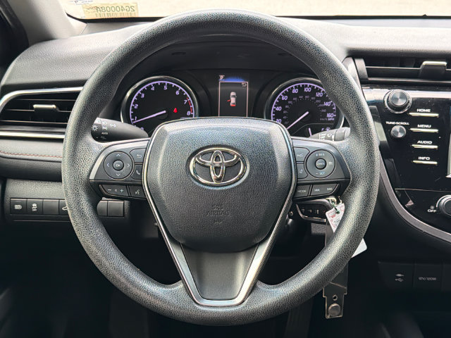 Used 2018 Toyota Camry LE FWD image 23