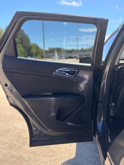 Used 2024 Kia Sportage SX FWD image 21