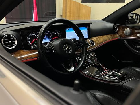Used 2017 Mercedes-Benz E 300 image 15