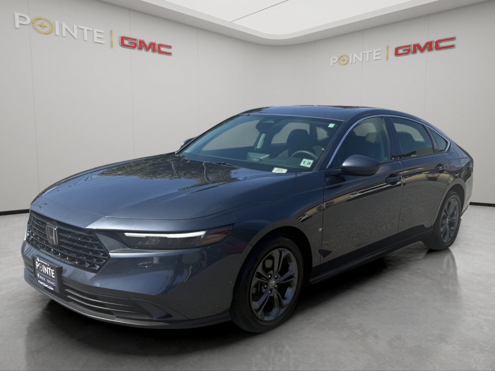 Used 2024 Honda Accord EX image 2