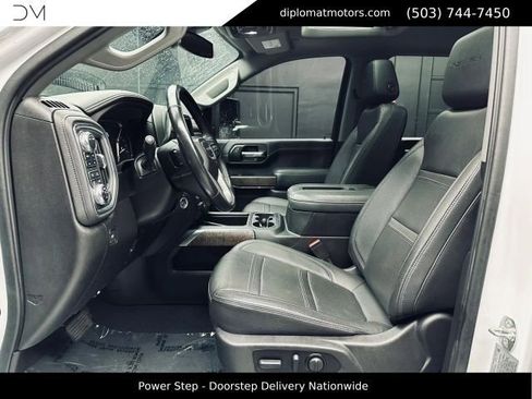 Used 2022 GMC Sierra 3500 Denali AWD/4WD image 18
