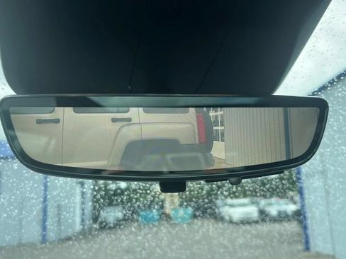 Used 2021 Cadillac Escalade Sport w/ Driver Assist Tech Package AWD/4WD image 28