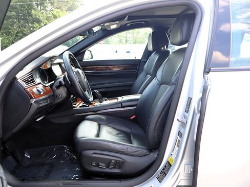 Used 2014 BMW 750Li xDrive AWD/4WD image 13