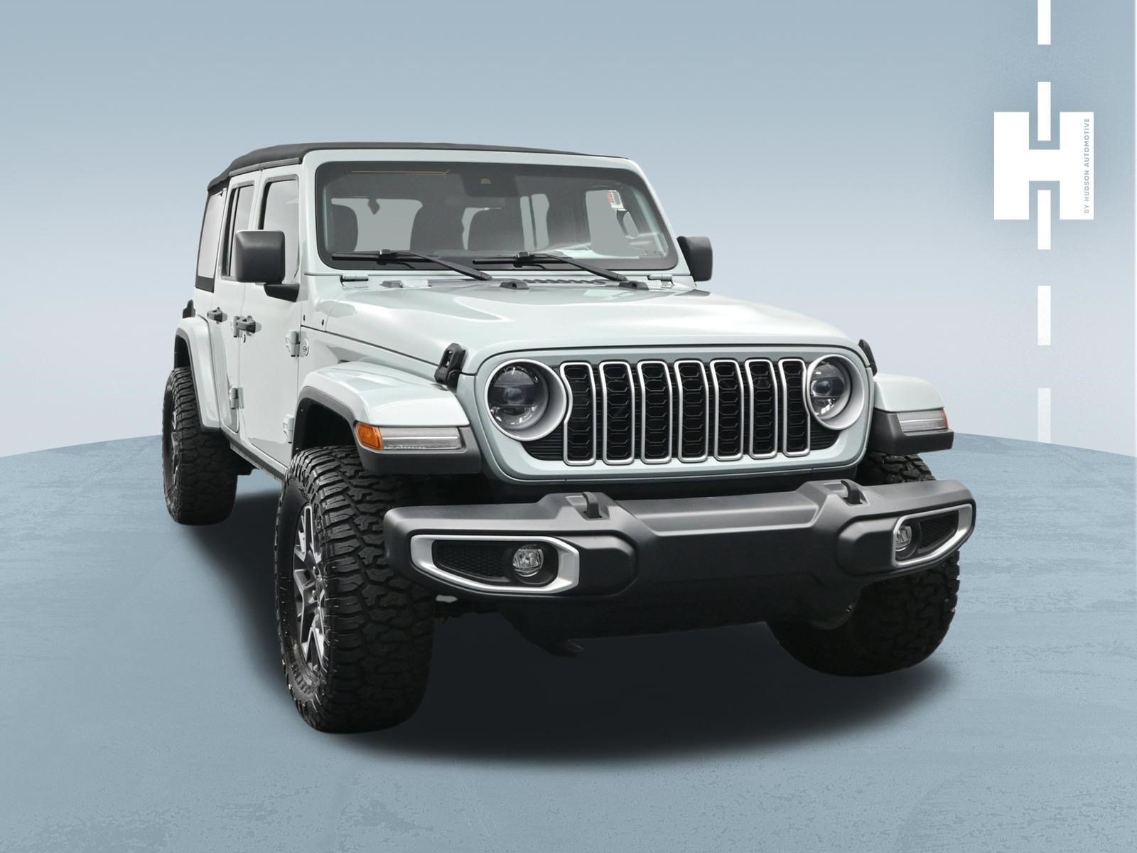 Used 2024 Jeep Wrangler Unlimited Sahara w/ Safety Group AWD/4WD image 3