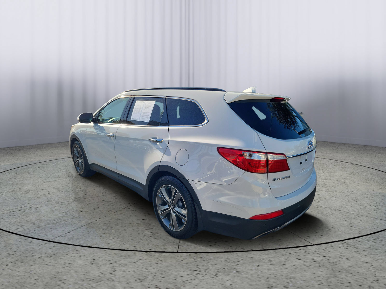 Used 2016 Hyundai Santa Fe Limited w/ Option Group 04 AWD/4WD image 4