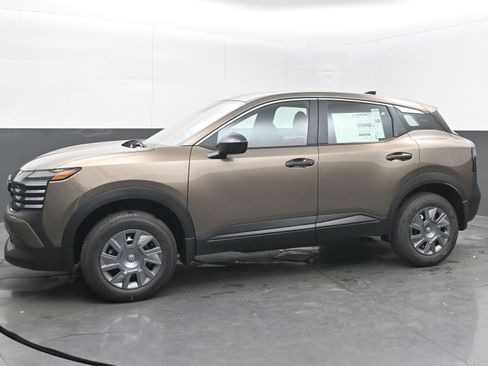 New 2026 Nissan Kicks S image 4