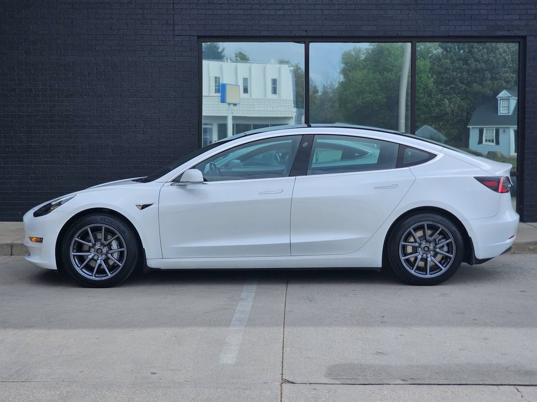 Used 2020 Tesla Model 3 Long Range AWD/4WD image 14