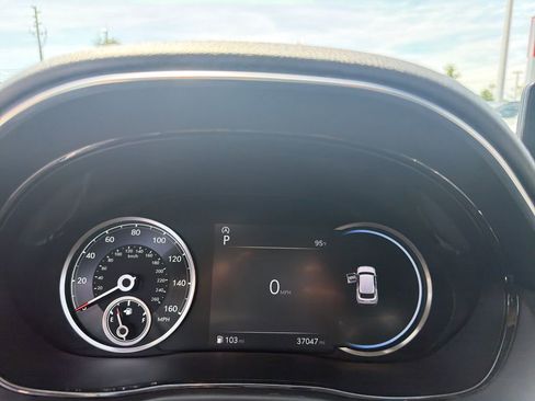Used 2025 Genesis GV70 2.5T AWD/4WD image 28
