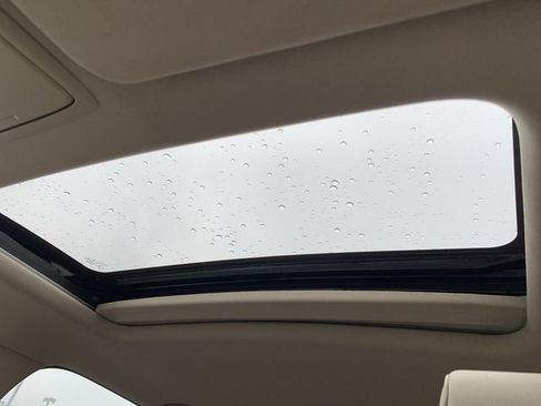 Used 2017 Honda CR-V Touring image 30