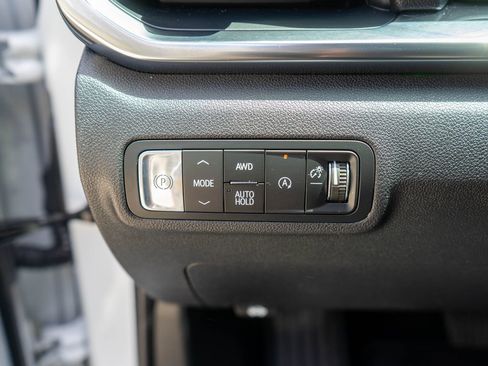 Used 2026 GMC Terrain Elevation w/ Elevation Premium Package AWD/4WD image 16