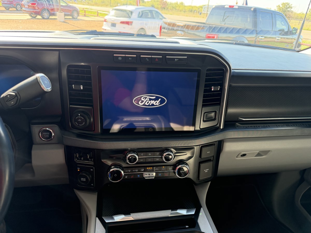 Used 2024 Ford F250 Limited AWD/4WD image 38