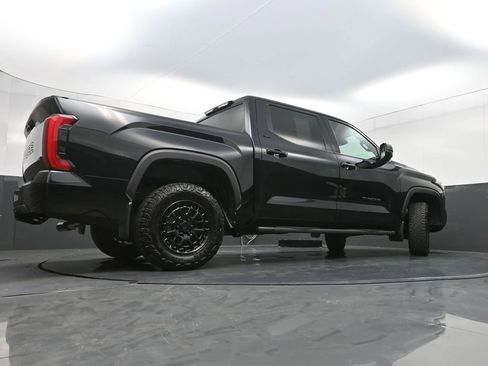 Used 2025 Toyota Tundra SR5 w/ SR5 Premium Package AWD/4WD image 32