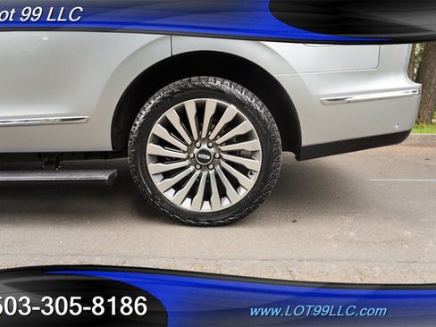 Used 2020 Lincoln Navigator Reserve w/ Luxury Package AWD/4WD image 41